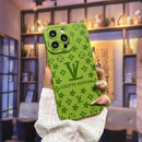 AB-0412202 Timeless Floral iPhone Case: Vintage Charm for iPhone 12, 13, 14, and 15 Series