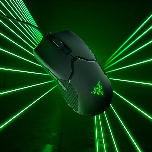 ماوس ألعاب سلكي من Razer Viper بقوة 16000 نقطة في البوصة RGB ماوس كمبيوتر PAW3390 مستشعر بصري 60 جرام كابل SpeedFlex خفيف الوزن DPI على اللوحة نظام أضواء كروما للتخزين باللون الأسود