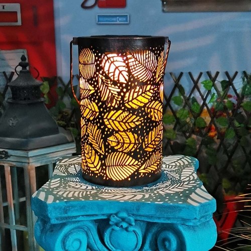 Solar Lantern Outdoor Lights