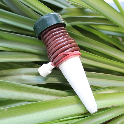 4pcs Plant Self Watering Spikes Garden Plant Watering Devices Automatic Irrigation Stakes