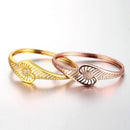 Brass Bangle Bracelet Embedded with AAA Zircon with An Opening & Hollow Lines Golden & Rose Golden Fashional Accessories for Women