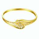 Brass Bangle Bracelet Embedded with AAA Zircon with An Opening & Hollow Lines Golden & Rose Golden Fashional Accessories for Women