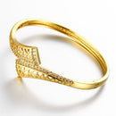 Brass Bangle Bracelet Embedded with AAA Zircon with An Opening & Triangle Nets Golden & Rose Golden Fashional Accessories for Women