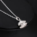 Woman Girl Fashion Gold Plated Rhinestone Crystal Shell Pendant Necklace Clavicle Chain Jewelry for Party Wedding Gift