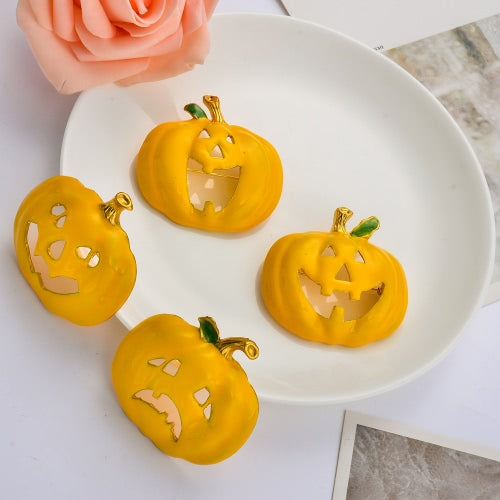 New Fashion Halloween Pumpkin Brooch Collar Pin Clothes Accessory Scarf Buckle Charm Jewelry Nice Holiday for Women Lady Party Gift