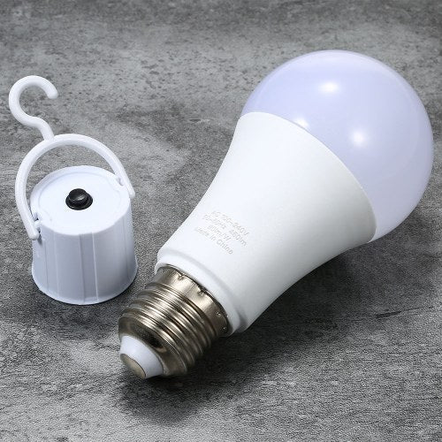 2 قطعة AC100 ~ 240V E26 / E27 6W لمبات الإضاءة LED للطوارئ القابلة لإعادة الشحن