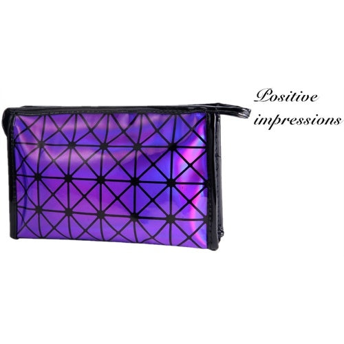 2018 New Fashionable Geometric Cosmetic Bag For Women Luminous Makeup Cases Ladies Zipper Cosmetics Organizer Folding Travel Make Up Handbag Classic 3D Diamond Texture Clutchbag