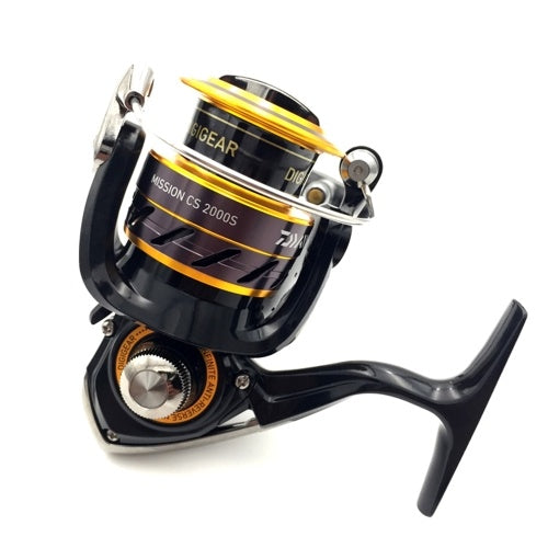 DAIWA Spinning Fishing Reel 5.3:1 Gear Ratio 2000S / 2500S / 3000S / 4000S Spinning Reel Left / Right Interchangeable Fishing Reel